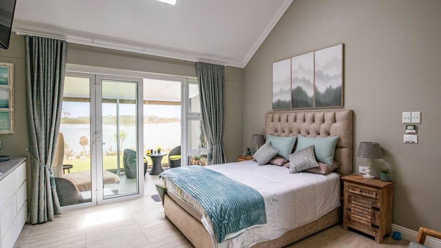 3 Bedroom Property for Sale in Lake Michelle Western Cape